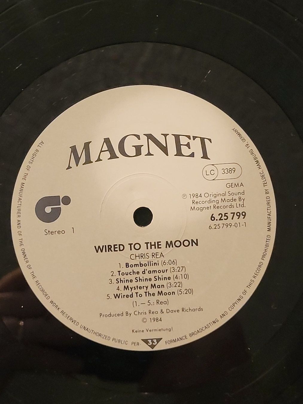 Dischi in vinile: Disque vinyle Chris Rea - Wired to the Moon – Usato da la Chaux-de-Fonds venduto da Lampe 3