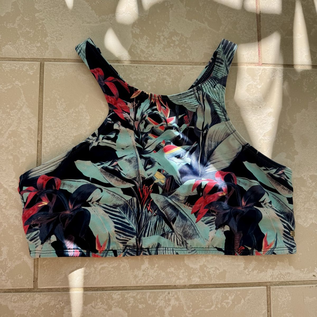 Roxy Top: Roxy Bikini Top/Sport BH mit Blumenmuster – Usato da Bülach venduto da dan_7scp