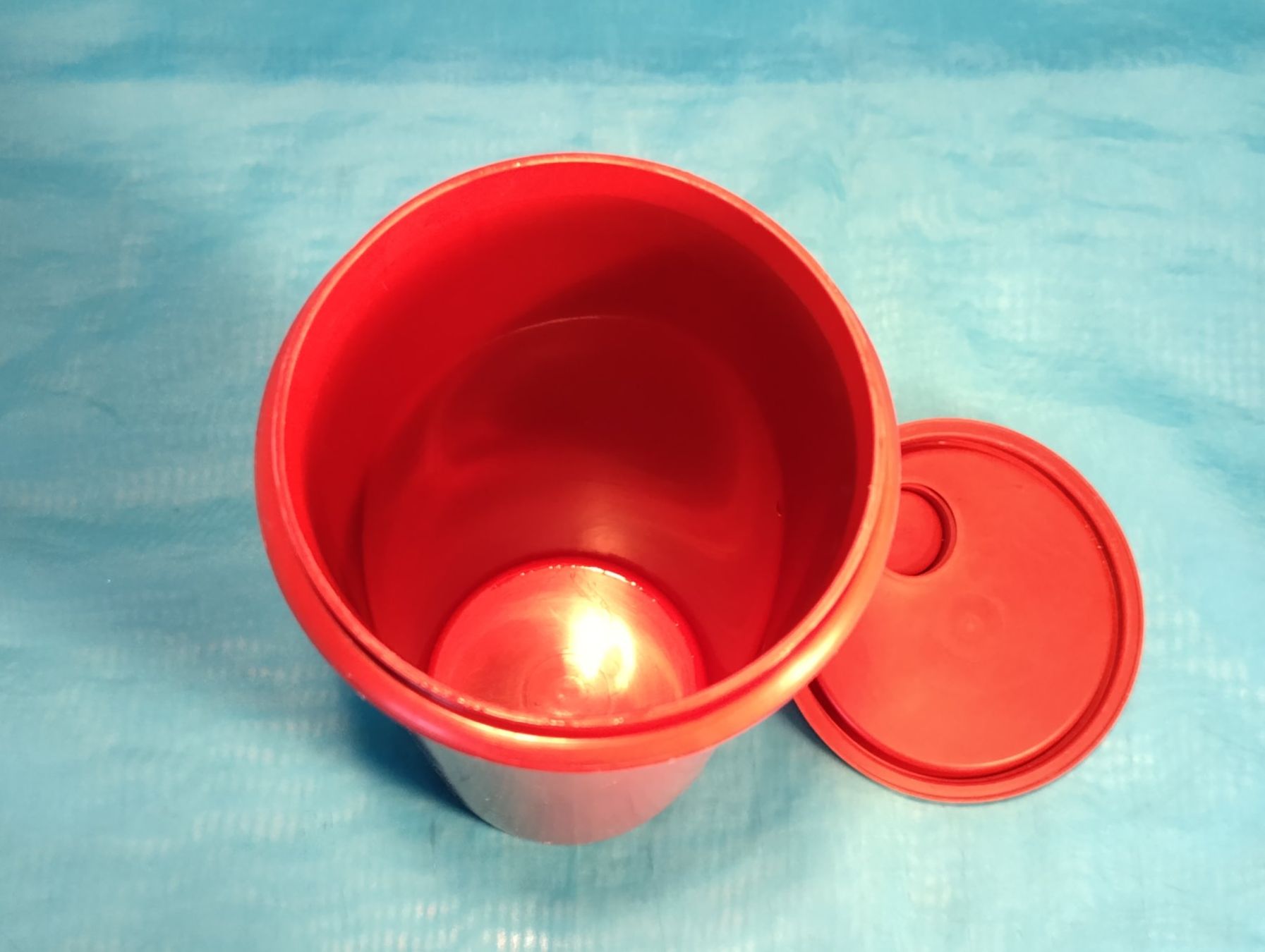 Tupperware Contenitori & Simili: Tupperware Behälter, Seal, mit Ausguss – Usato da Bellach venduto da JingleCherry 3