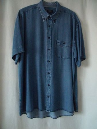 Herren Jeans-Hemd (L) Total 10,- Fr.