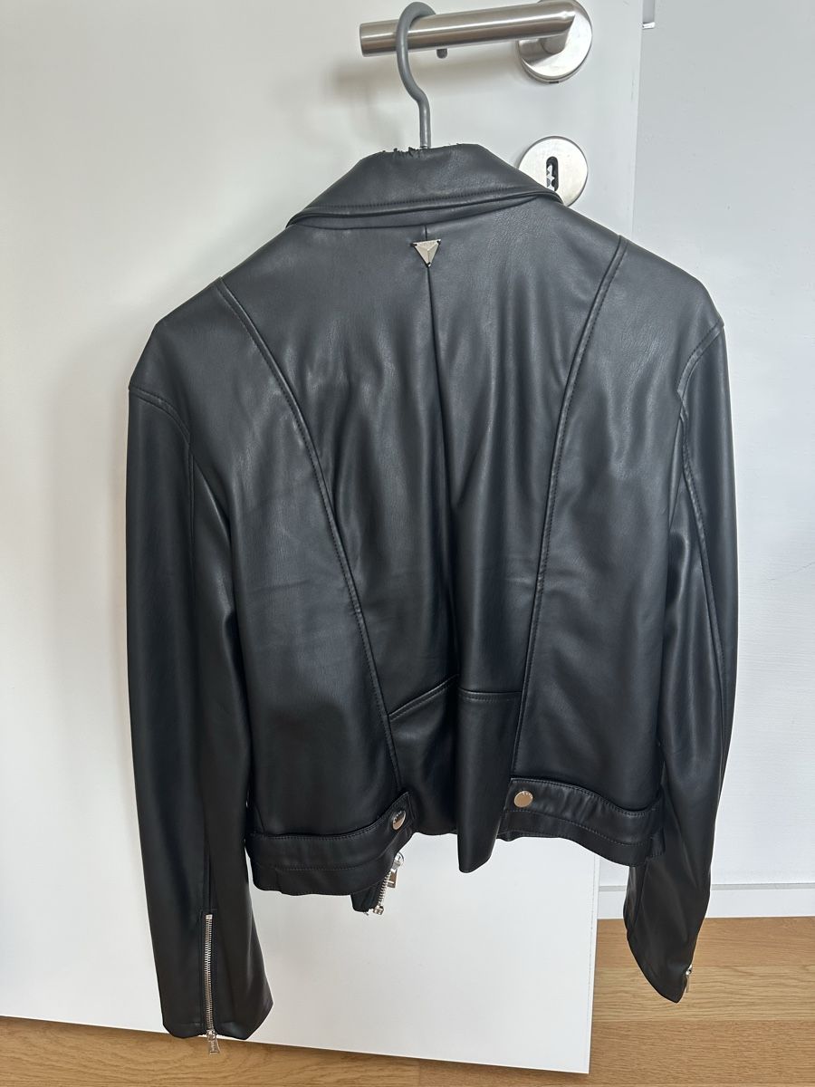 Guess Giacche: Lederjacke Guess Damen schwarz, Grösse: 42/44 – Usato da Dietikon venduto da ang_p7yt 1