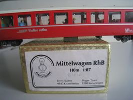 Ferro Suisse B4 2411 Rhb-Mittelwagen für Pendel,  Lackfehler