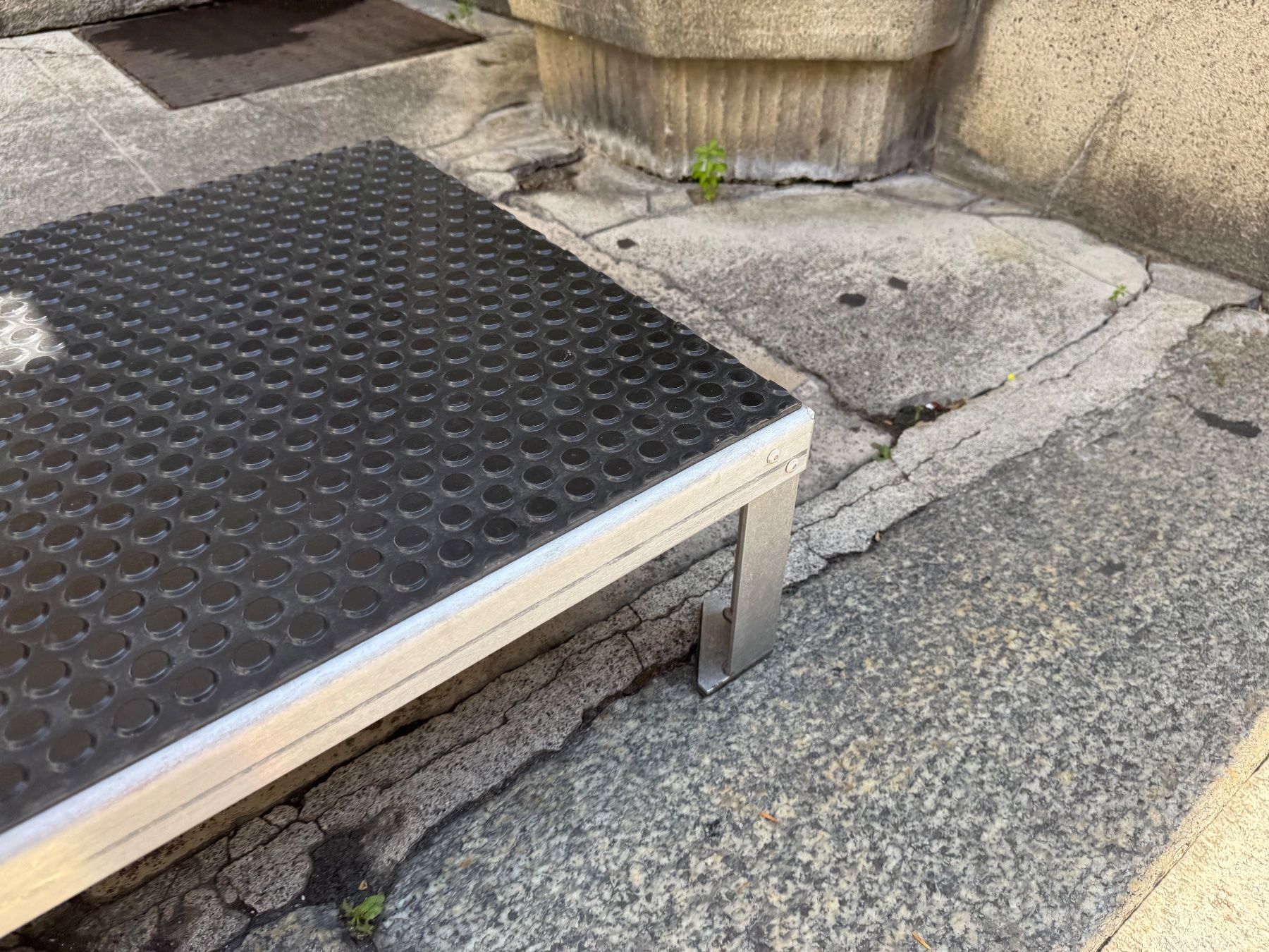 Sonstige Dekorationen & Accessoires: Alu Podest /Podium Lieferung gratis – Gebraucht aus Thun von Thuno6 2