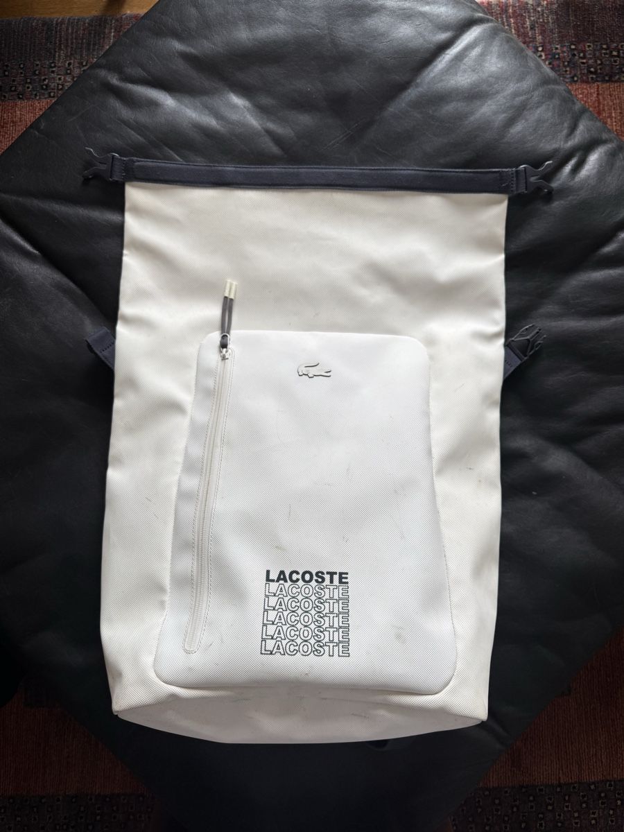 Lacoste Rucksäcke: Lacoste Roll-Top Rucksack – Gebraucht aus Richterswil von aop_2c2r