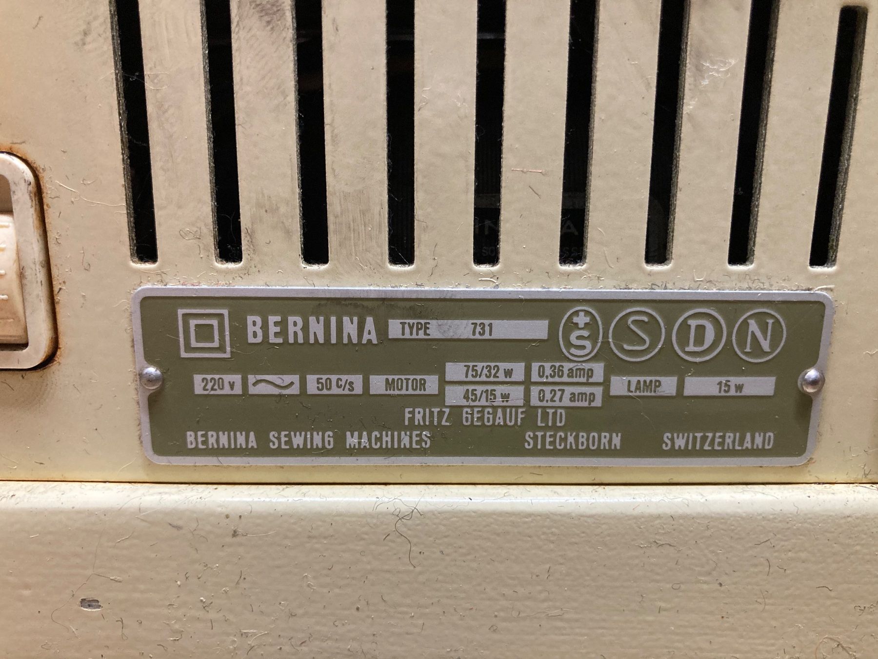 Bernina Macchine da cucire: BERNINA 731 Nähmaschine – Usato da Ufhusen venduto da raebler94 4