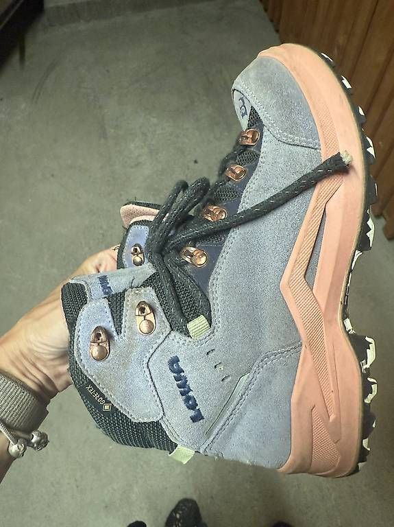 Scarpe per ragazze: Lowe namuk wandernschuhe 36 – Usato da Zürich venduto da Sashkica