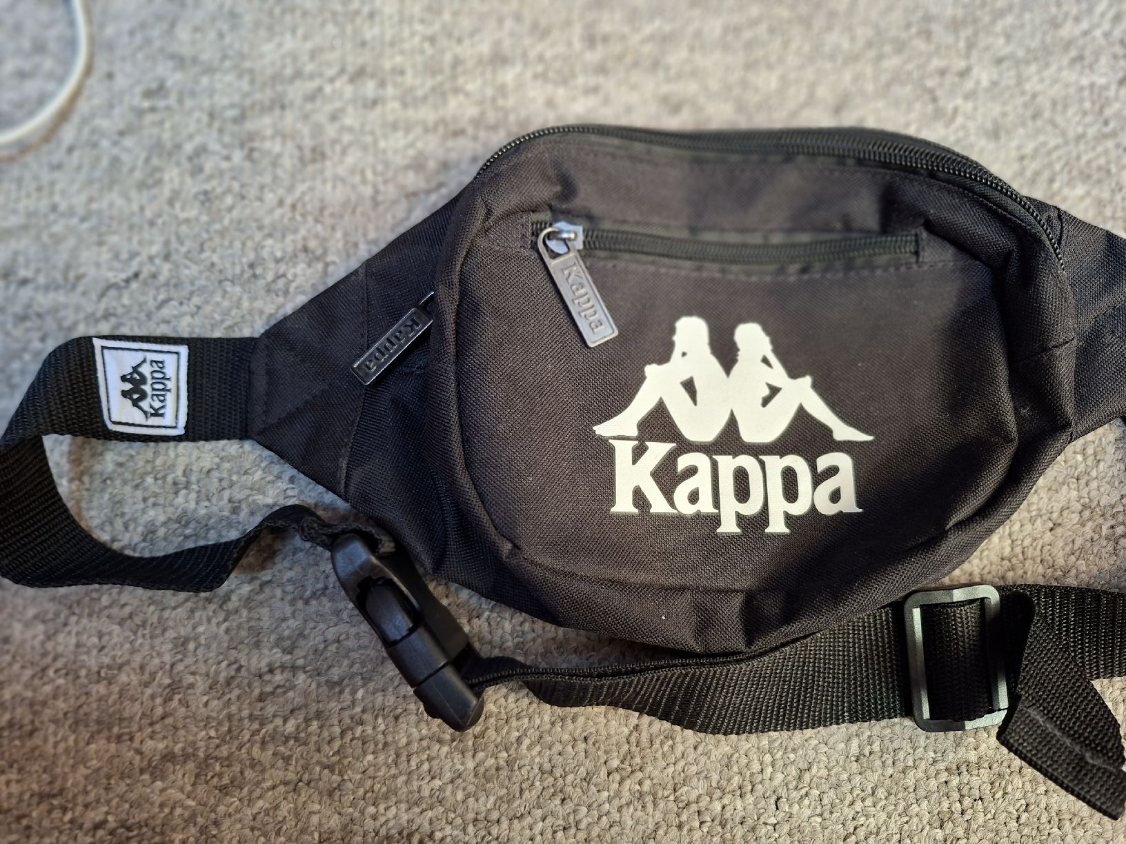 Kappa Borse: Sac banane Kappa – Nuovo (secondo la descrizione) da Tannay venduto da v1n1p00h