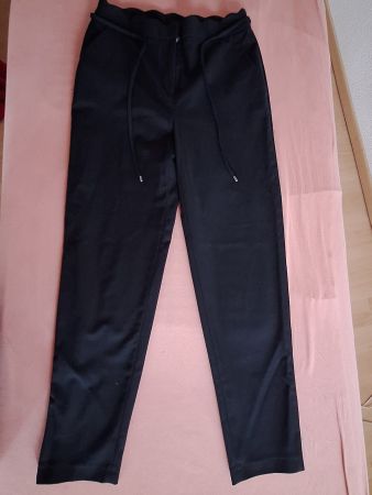 Schicke, schwarze Hose mit Schnürung, Grösse 36/S top!