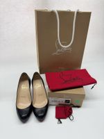 Christian Louboutin Simple Pumps in der Grösse 35
