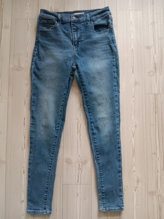 LEVIS 720 Jeans HIGH RISE SUPER SKINNY taille / Grosse 26