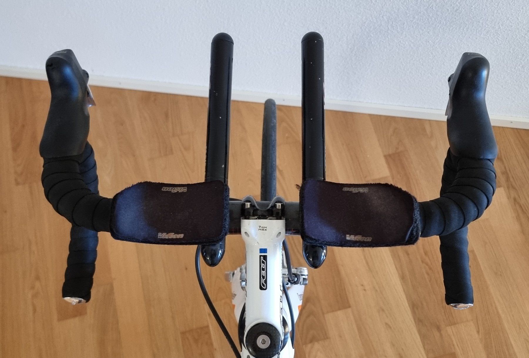 Felt Biciclette: Vélo de route en carbone – Usato da Dübendorf venduto da app_6b2j 5