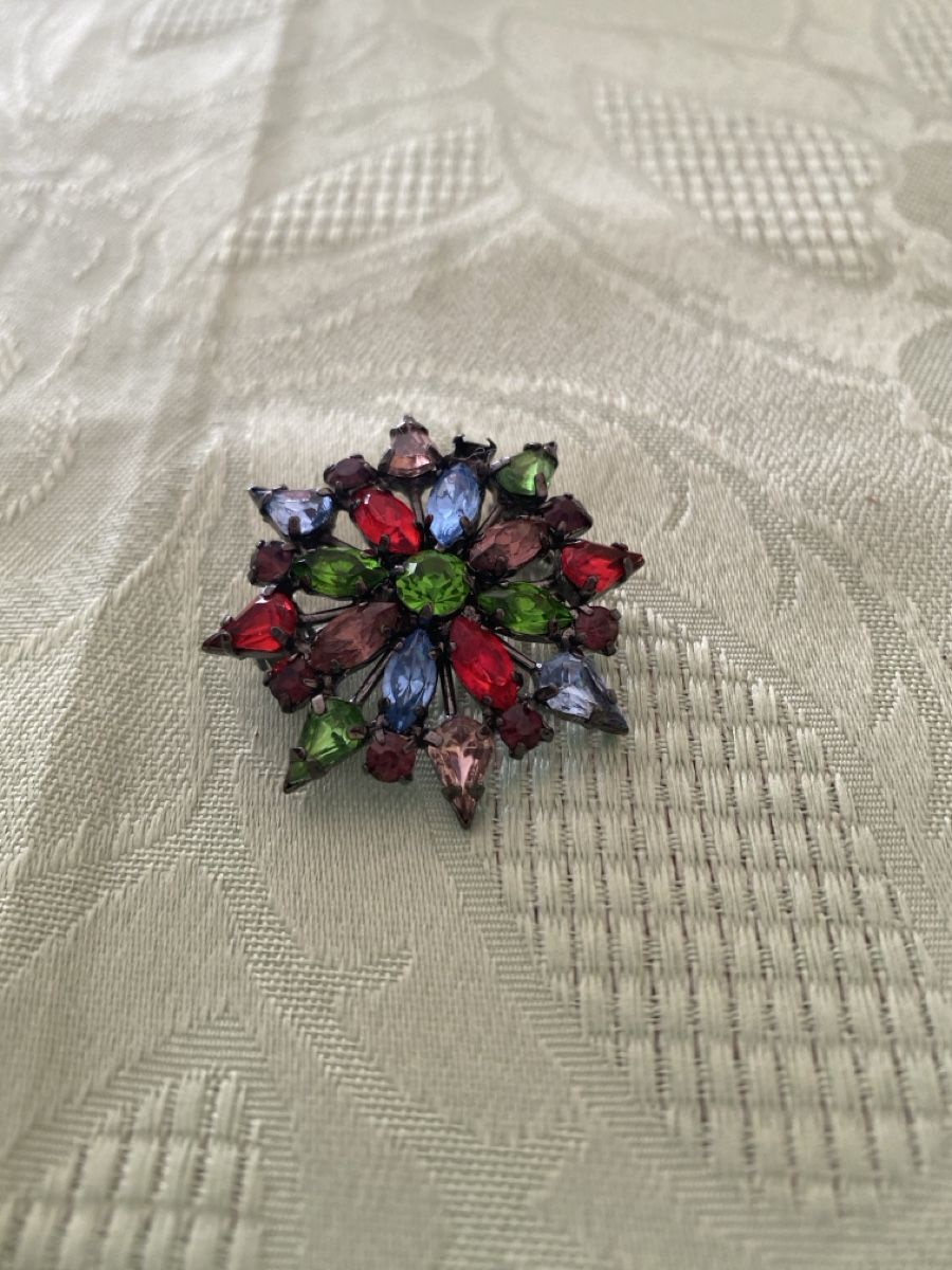 Broches & Aiguilles: Brosche mit Strasssteinen – D'occasion à Adliswil par luzia31