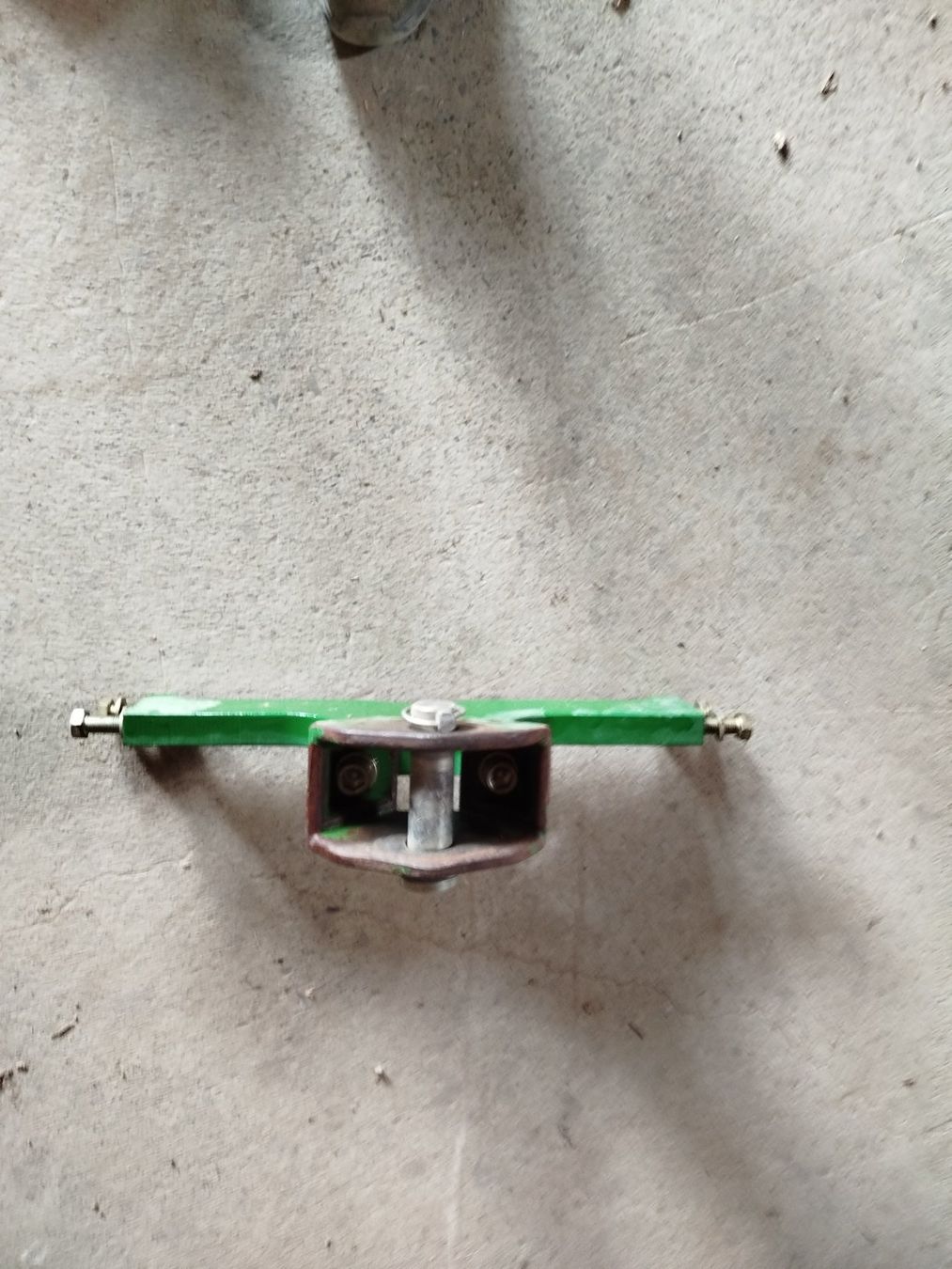 Trattori: John Deere Front Zugmaul – Usato da Düdingen venduto da Ares61 1