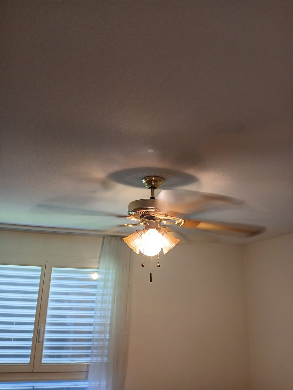 Ventilatoren: hübscher Deckenventilator – Gebraucht aus Heiligenschwendi von Easyfreak 2