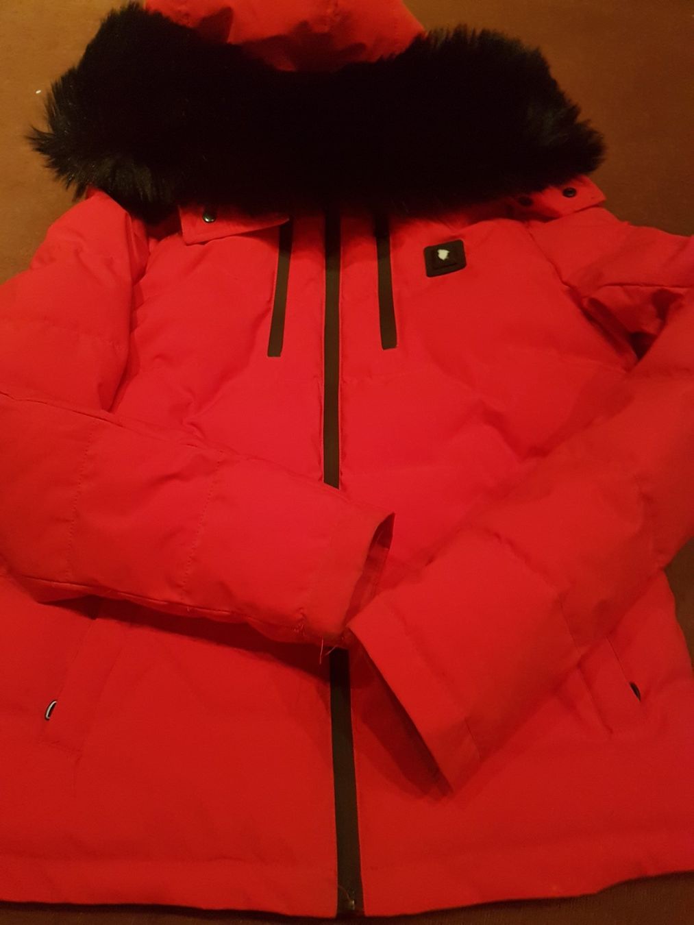 Jacken: Veste avec capuchon taille S marque Comme des Loups – Gebraucht aus Villiers von san_jn5w 5