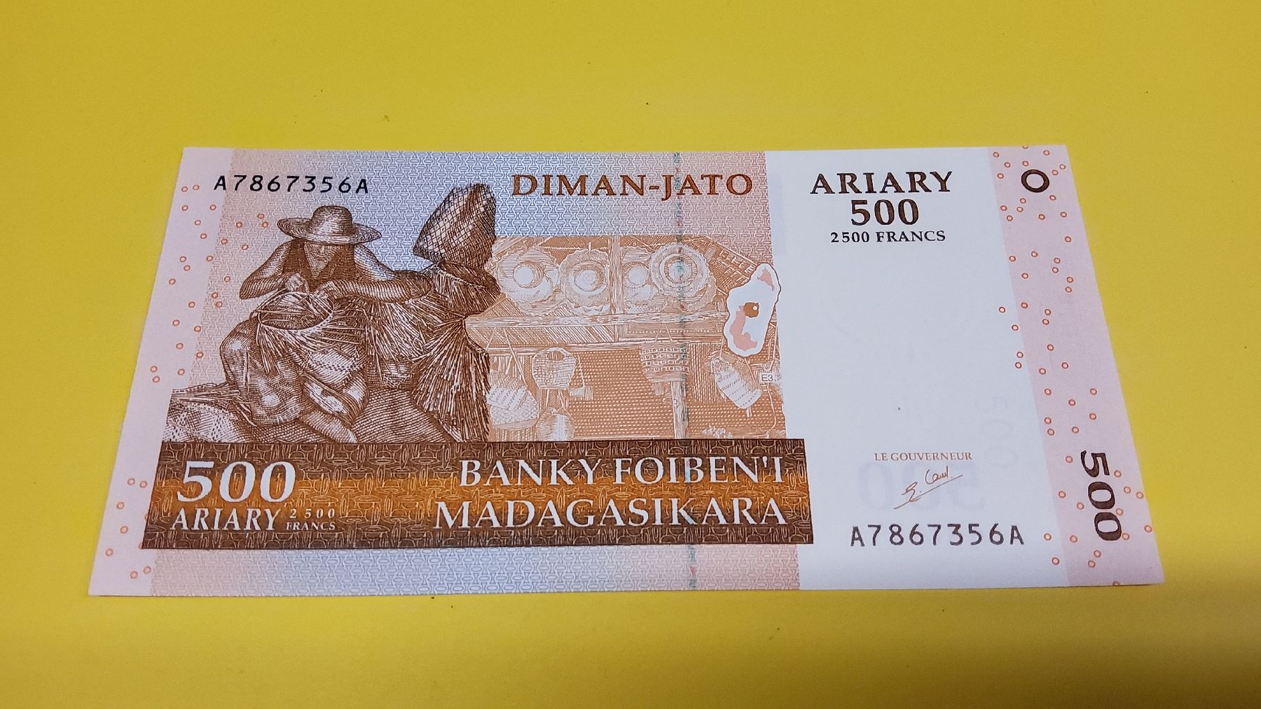 Banknoten: Banknote Madagaskar 500 Ariary 2004  – Neu und originalverpackt aus Herisau von Nluanalucas
