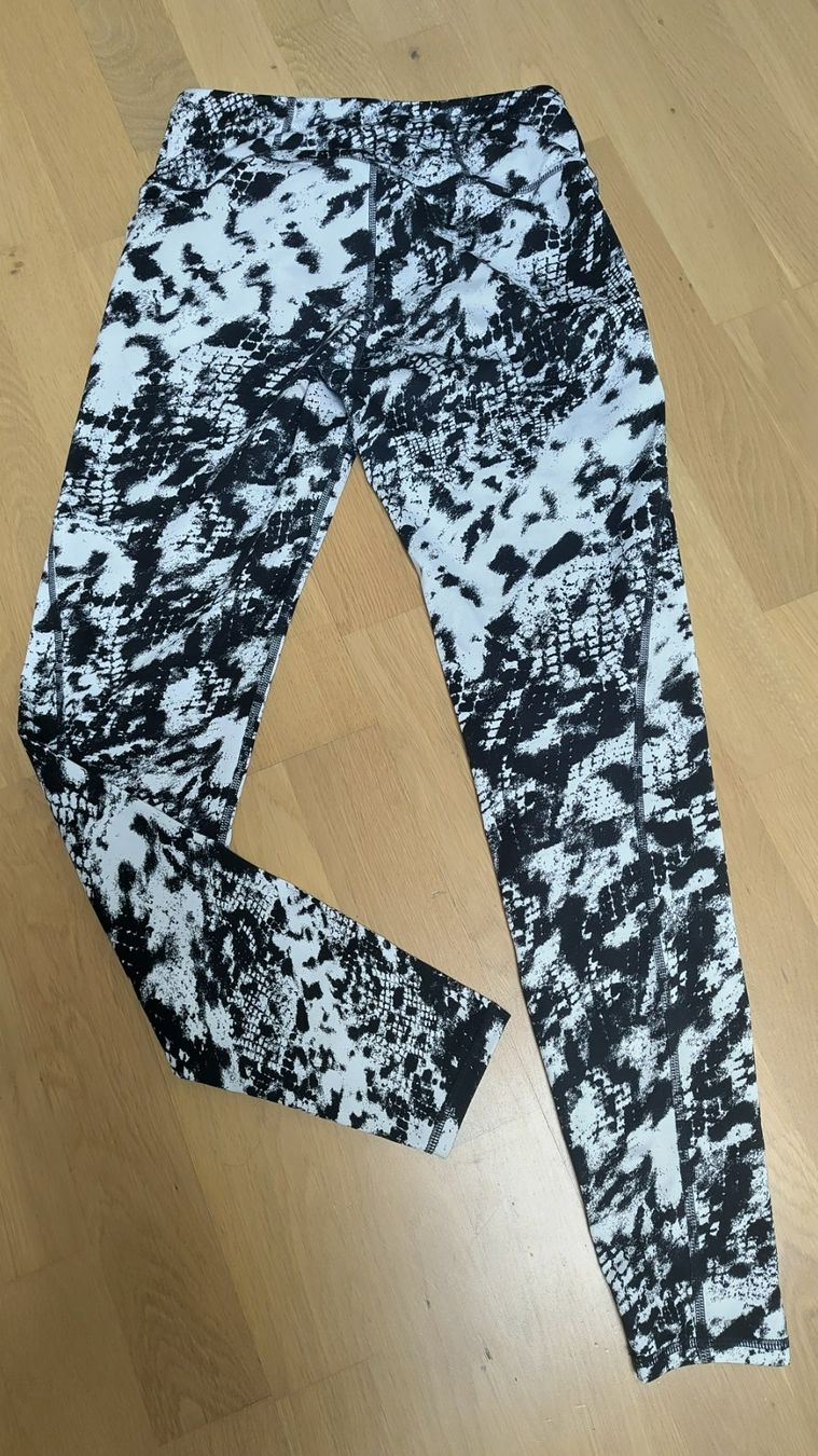 H&M Leggings: Damen Sporthose Grösse S – Usato da Oekingen venduto da Bern66 1