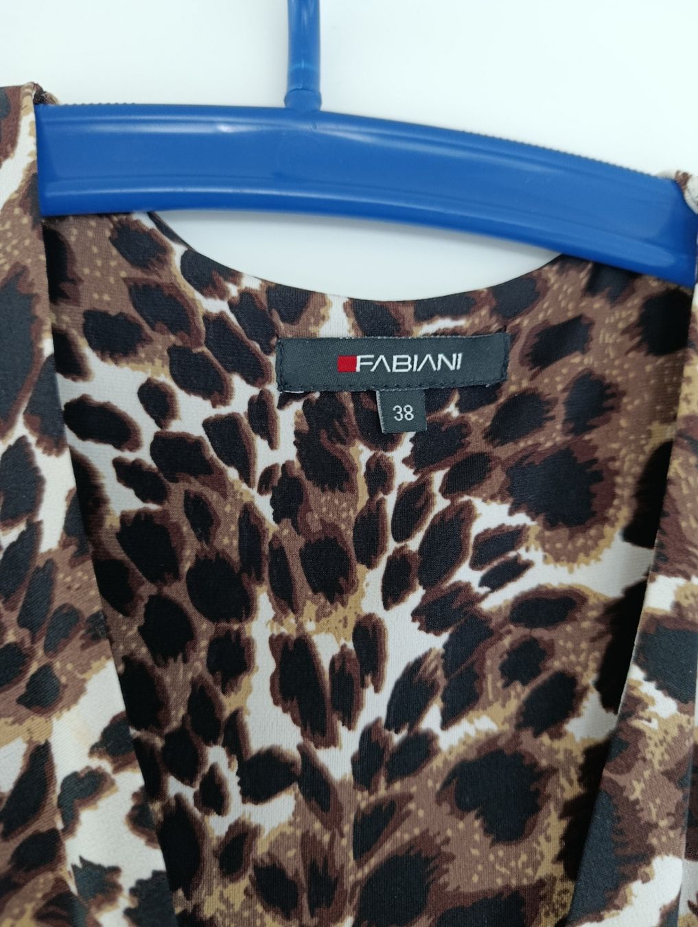 Vestiti: Kleid mit Leopardenmuster in Gr. 38 – Usato da Dietikon venduto da iksan 3