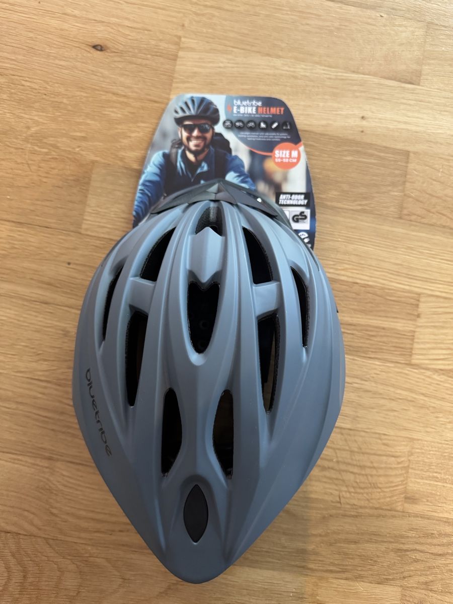 Casques: Velohelm – Neuf avec emballage d'origine à Lenzburg par Li-Lo