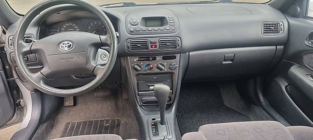Automobili: TOYOTA  COROLLA  1.6  AUTOMAT  MFK  7. 2024 – Usato da St. Gallen venduto da kratzki01 1