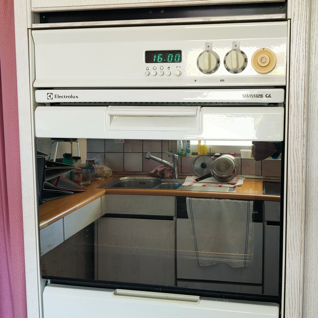 Electrolux Fours: Backofen Electrolux EB GL4SN Einbau mit Blechen und Rost – D'occasion à Widen par The_Queen