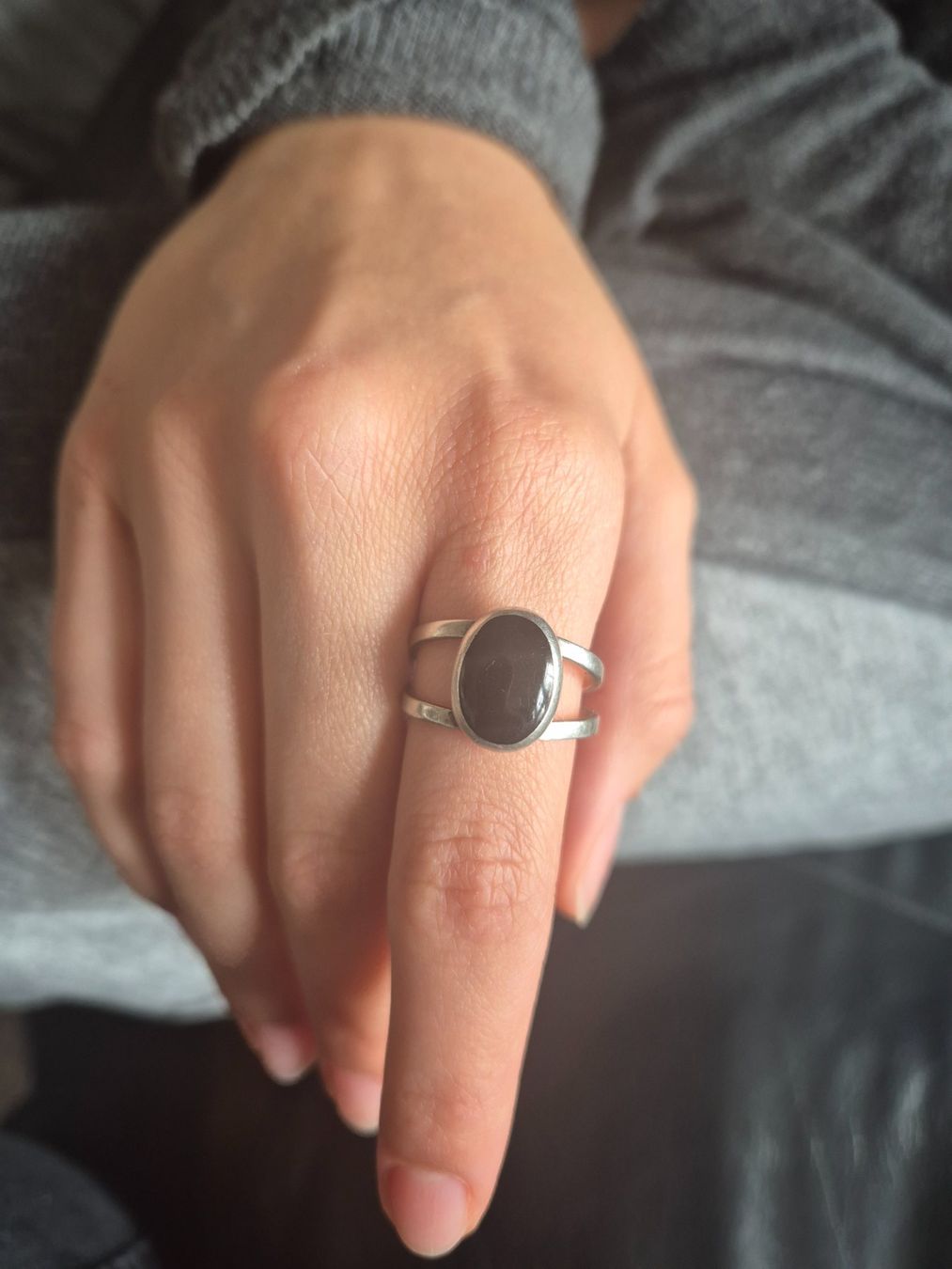 Anelli: Silberring mit schwarzem Stein, Grösse 19.7mm – Usato da Amriswil venduto da losmartinez3
