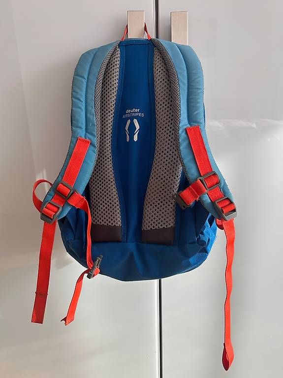 Kindertaschen: Rucksack Deuter Junior 18l – Gebraucht aus Schmerikon von sab_6ppz 1