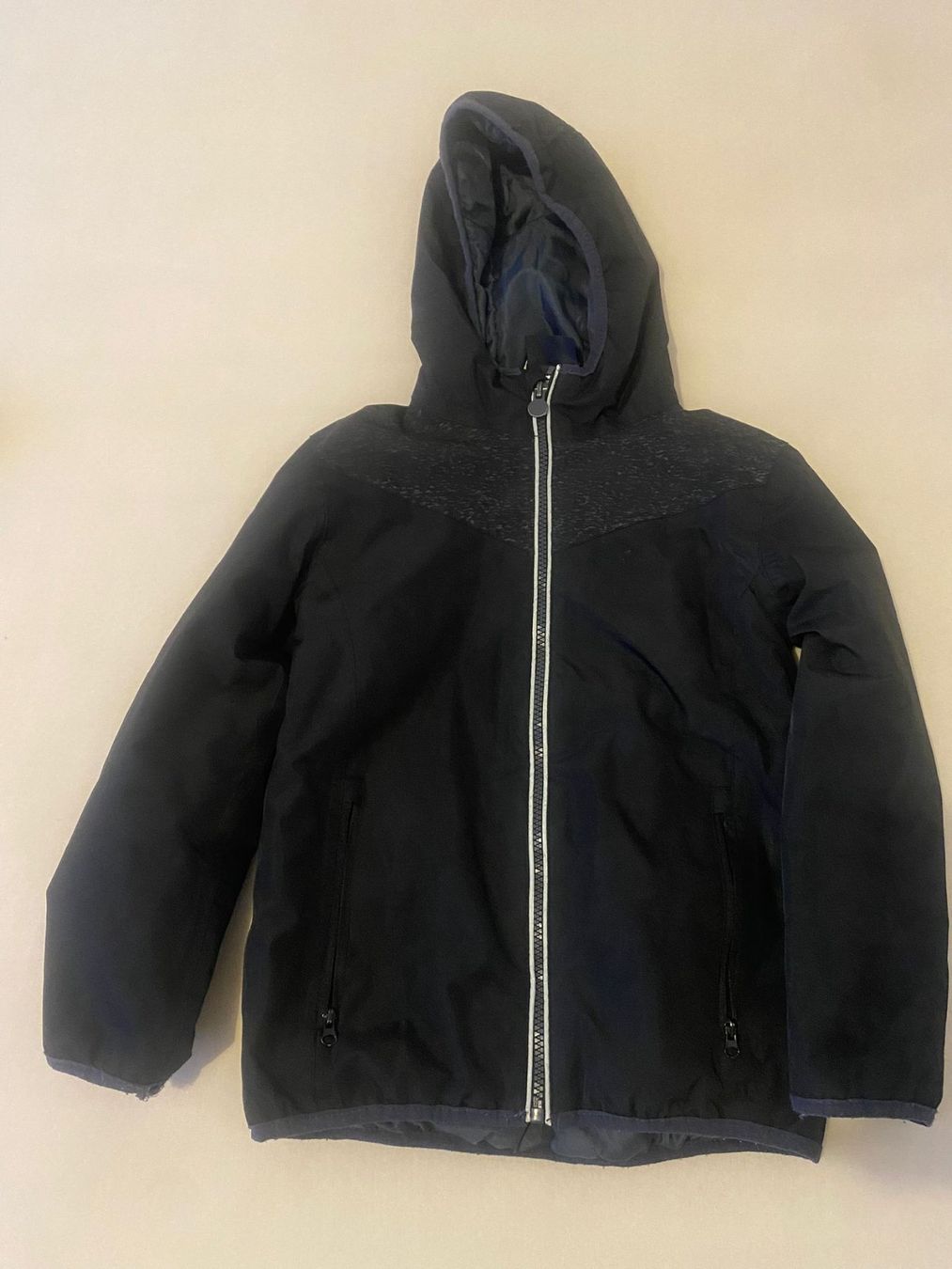 Jacken & Mäntel: Winterjacke Gr.128 – Gebraucht aus Biel/Bienne von Aare5