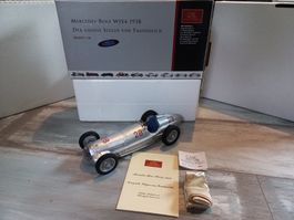 Mercedes-Benz W154 de 1938 1/18 CMC