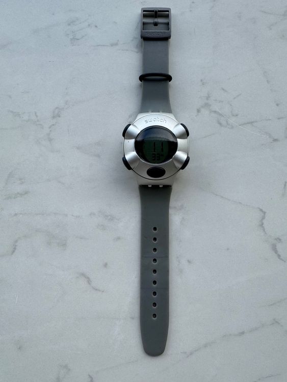 SWATCH*BEAT*ALU *YQS1000*FLOATING.DOT.*MIT SILIKON BAND 1