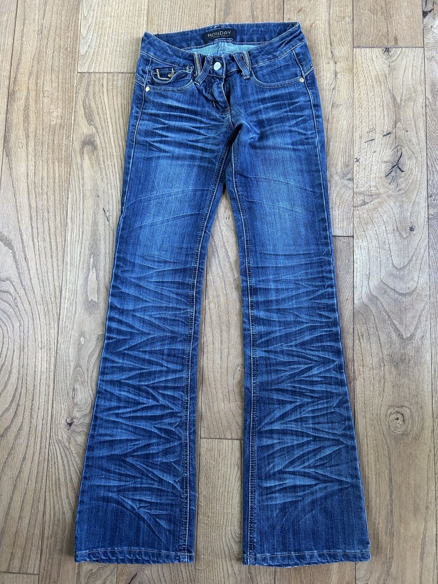 Jeans: Monday Jeans, Schlaghose, Gr.34 Y2K Style – Usato da Frauenfeld venduto da jae_vs6j 3
