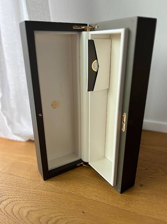 Casse di trasporto: Champagne Roederer 1999 Vinotheque Original Kiste – Usato da Muri b. Bern venduto da eva_7hwg 1
