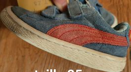 Baskets Puma enfant bleu rouge taille 25 usure visible