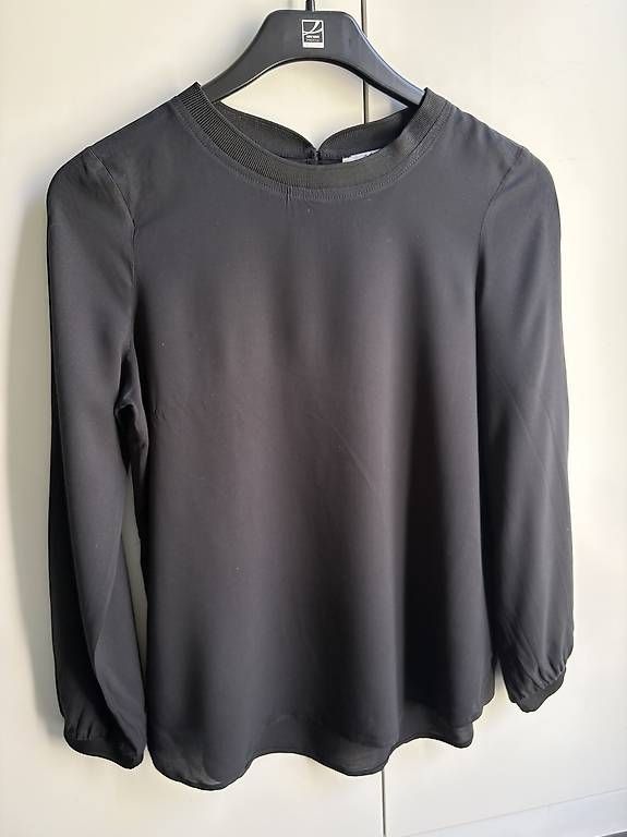 Esprit Chemisiers: Bluse schwarz edc by Esprit Gr. S – D'occasion à Netstal par gapow