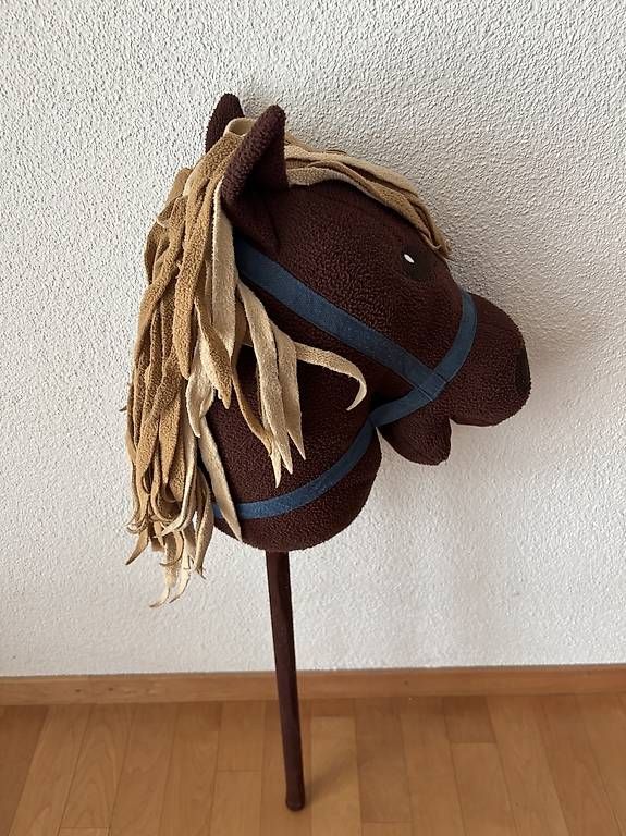Spielzeuge: Hobby Horse / Steckenpferd – Gebraucht aus Hochdorf von sve_rk9f