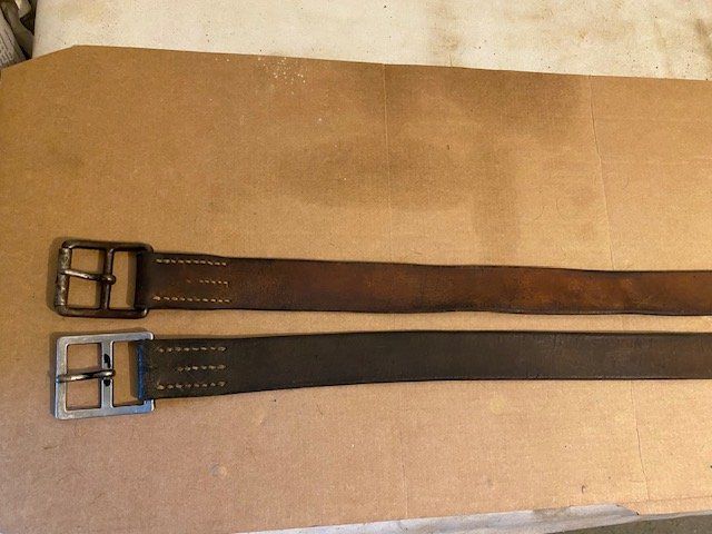 Armée suisse Ceintures: 2 X CEINTURON / GÜRTEL  110 CM   CH ARMEE – D'occasion à Chur par silbermon 1