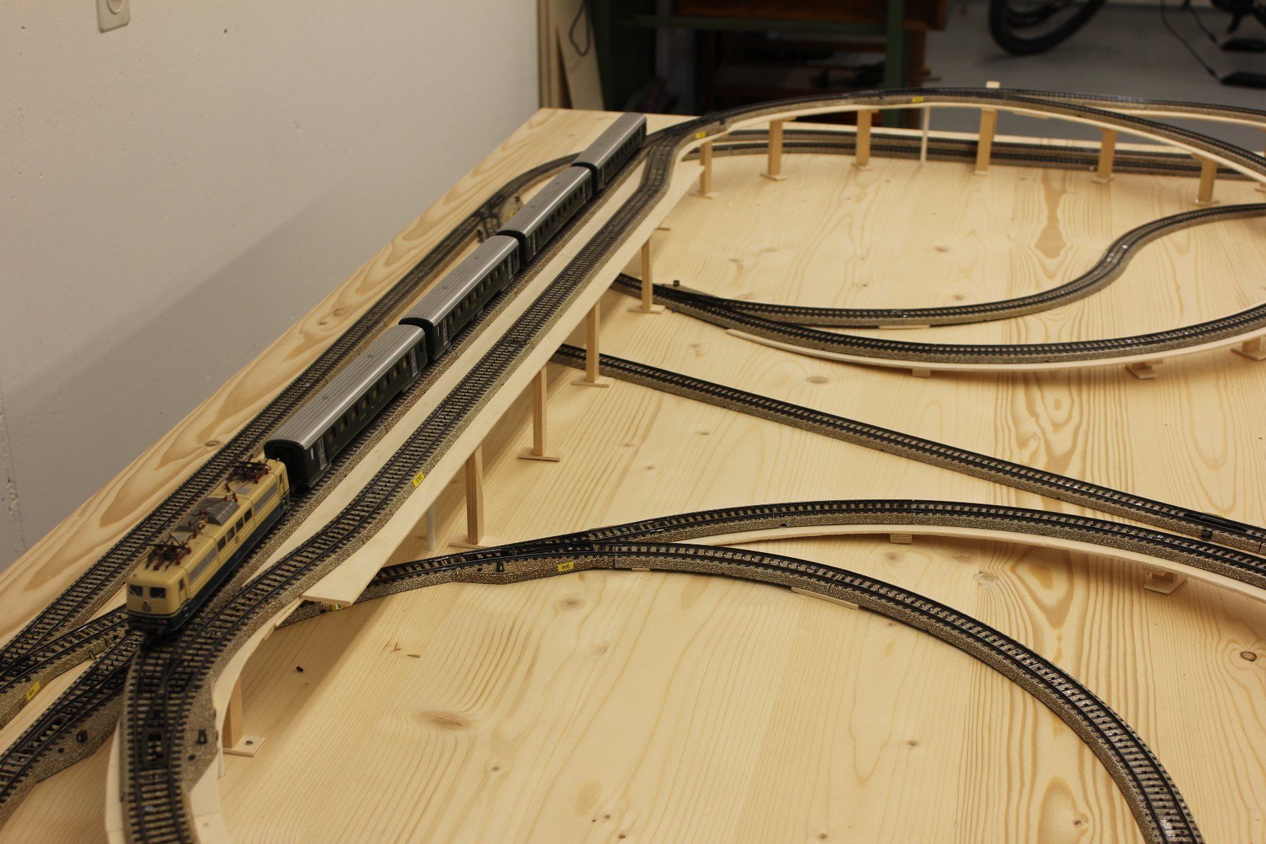 Märklin Modellini di ferrovie: Modeleisenbahn Märklin – Usato da Mettmenstetten venduto da Pfupfi04 6
