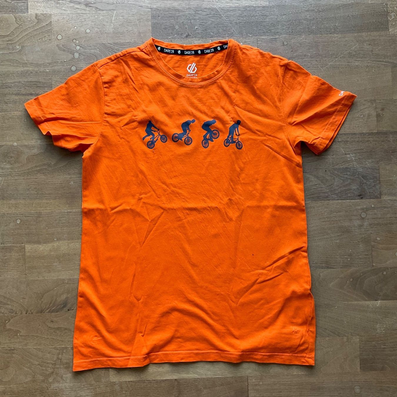 Camicie, T-shirt & Polo: 2x T-Shirt, Dare2be, Junge, Gr. 164 – Usato da Wattwil venduto da Marlan3 1