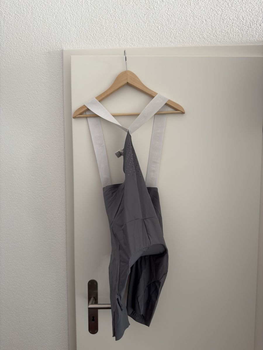 Van Rysel Pantaloni: Van Rysel RCR-R 5 Bib Shorts L – Usato da Basel venduto da Sharki_ 1