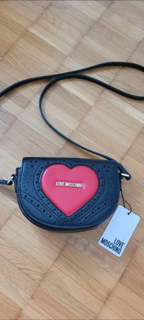 Love Moschino Umhängetasche, neu mit Etikett ❤️