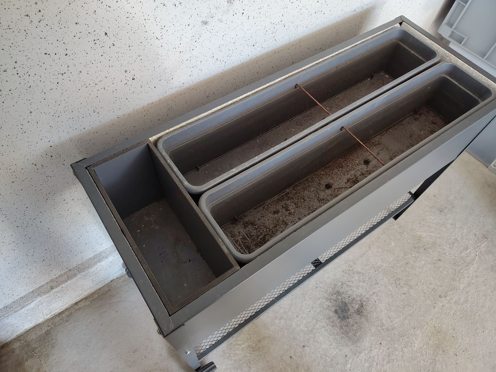 Vasi per fiori: Hochbeet Metall Anthrazit inkl. 2 Blumenkisten – Usato da Stettlen venduto da SyBi_39 3
