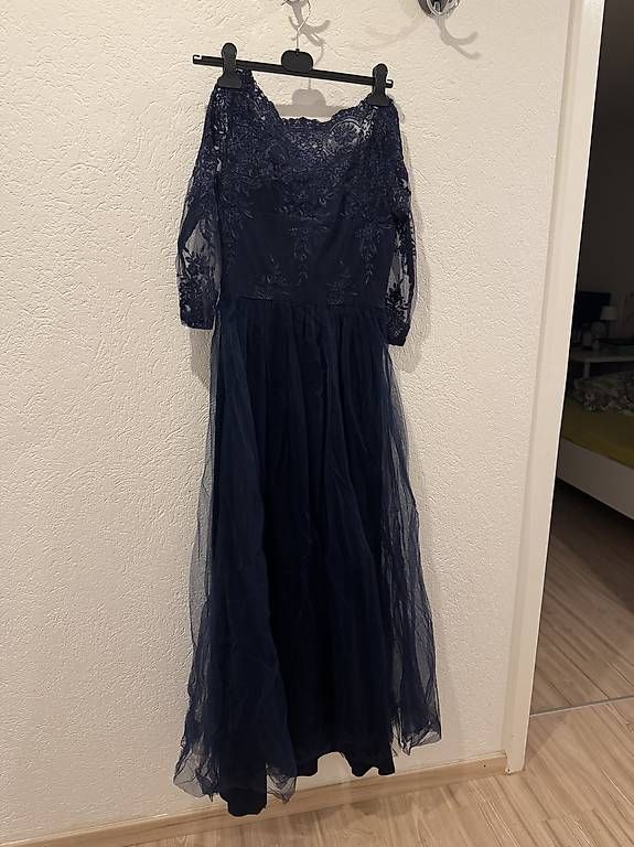 Zalando Vestiti: Dunkelblaues Abendkleid mit Spitze Grösse 38 – Usato da Urtenen-Schönbühl venduto da ktu_zm5p 3