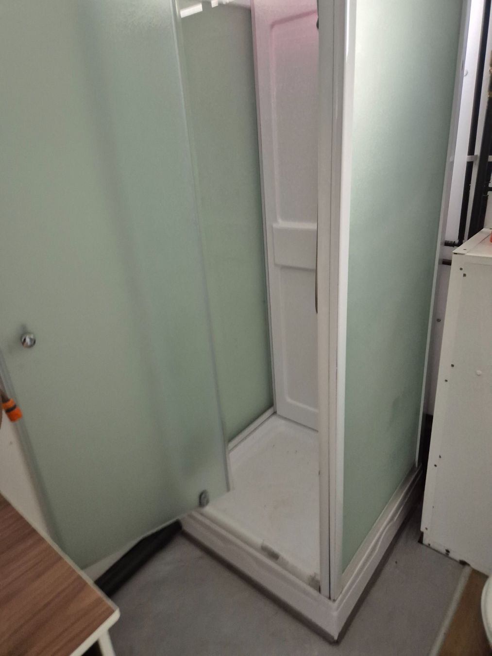Contenitori edile: Gebrauchter Baucontainer / Wohncontainer - Top Zustand! – Usato da Wolfenschiessen venduto da 900Kopp 4