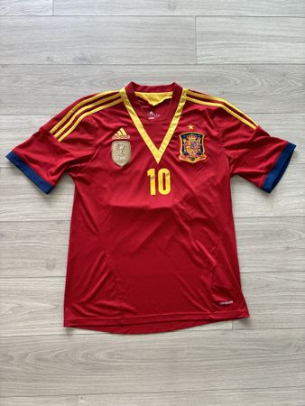 2013 Spain Confederation Cup Home Shirt Fabregas #10