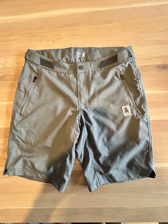 Maloja bike shorts khaki size M good condition