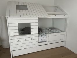 Lifetime Kinderbett Haus inkl. Matraze in gutem Zustand!!