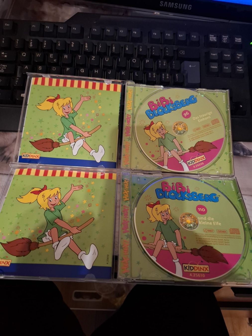 CD: Bibi Blocksberg CD - It's Magic! Doppel CD - Top Zustand! – Nuovo (secondo la descrizione) da Neerach venduto da rot_w2wn 2