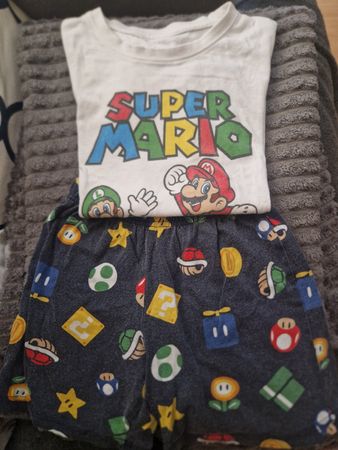 Super Mario Pyjama,Gr.110/116,Top Zustand,Sommer