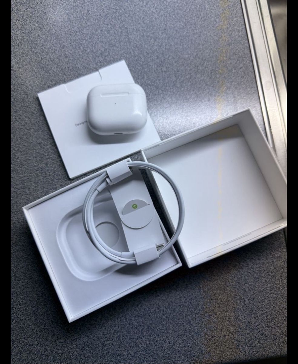 Apple Casques audio: Airpods 3 Generation – D'occasion à Kriens par Ceer25 1