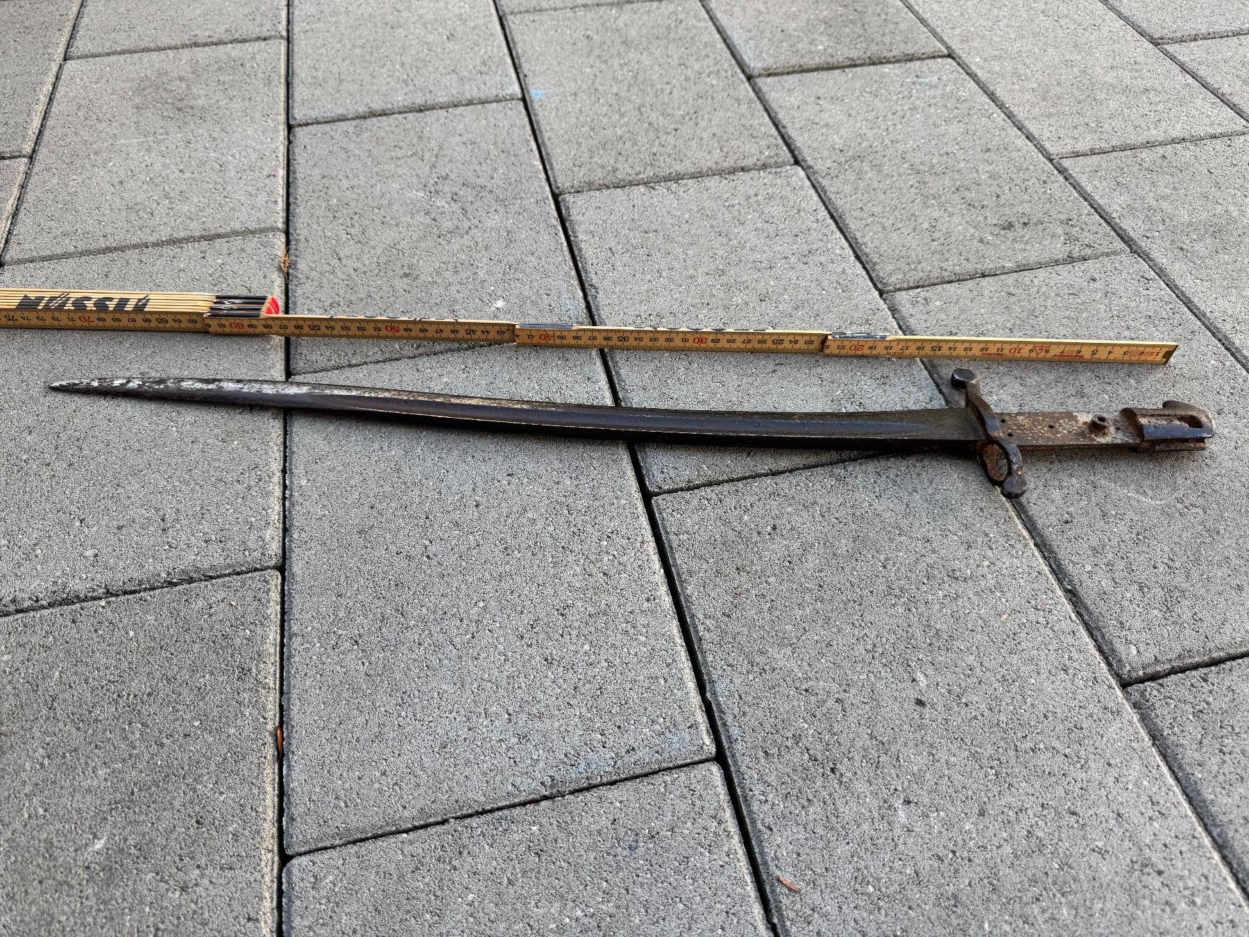 Stichwaffen: Alte Bajonette – Gebraucht aus Frauenfeld von lona05 1